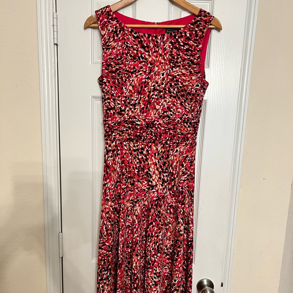 Colorful sleeveless lined zip up dress
